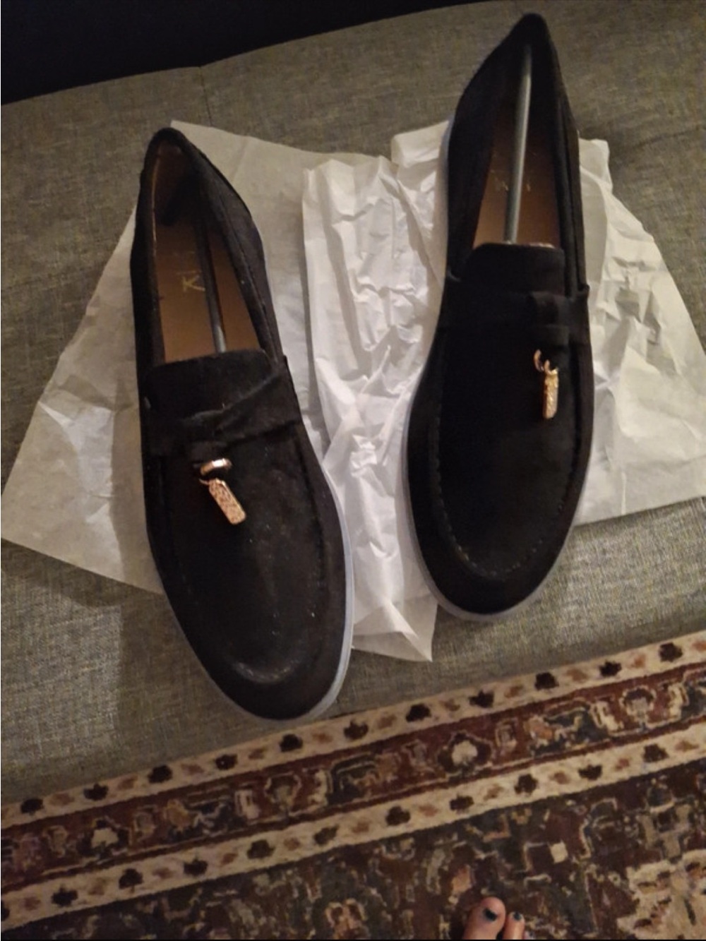 Woman’s Suede Tassel Loafers Sz 8